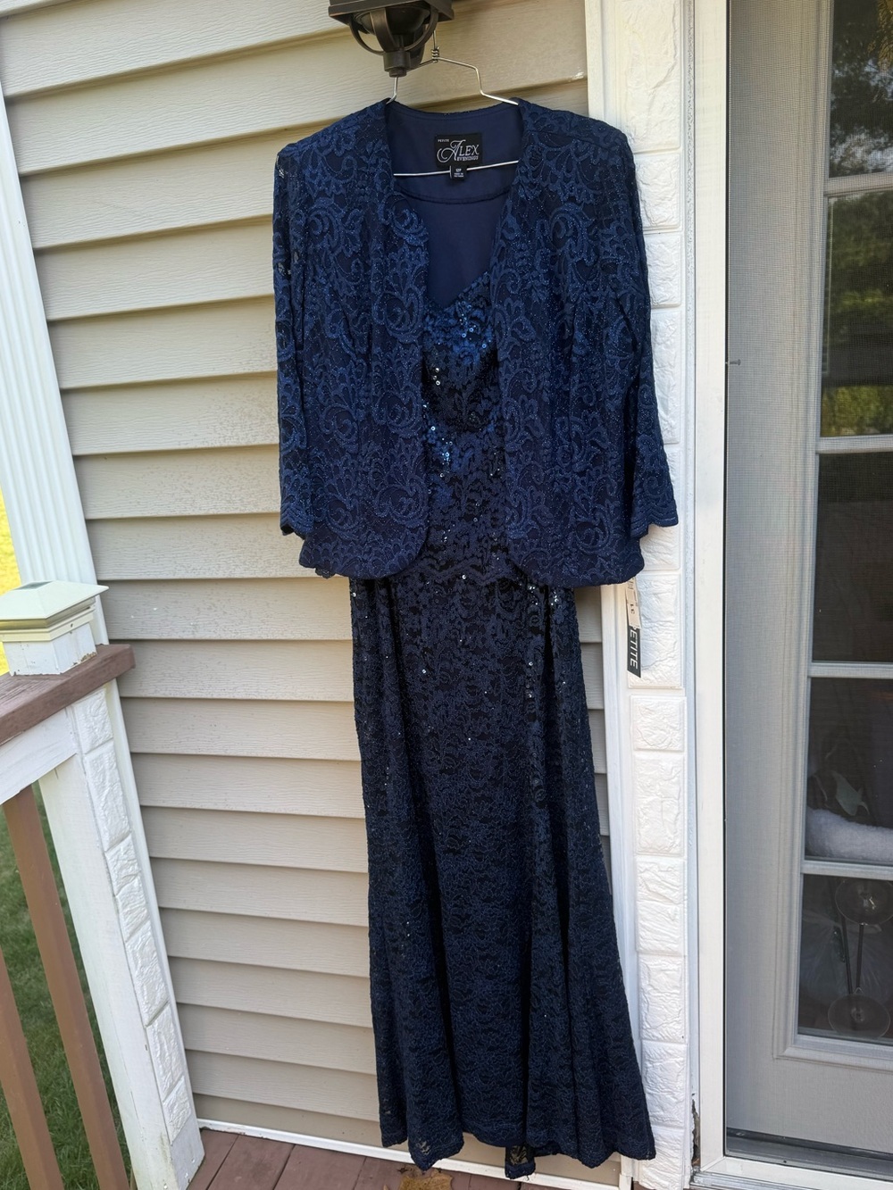 Alex Evenings Navy Beaded Lace Evening Gown with Jacket - Picture 6 of 6